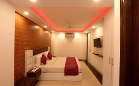 Hotel Ark Wood Mahipalpur 3*